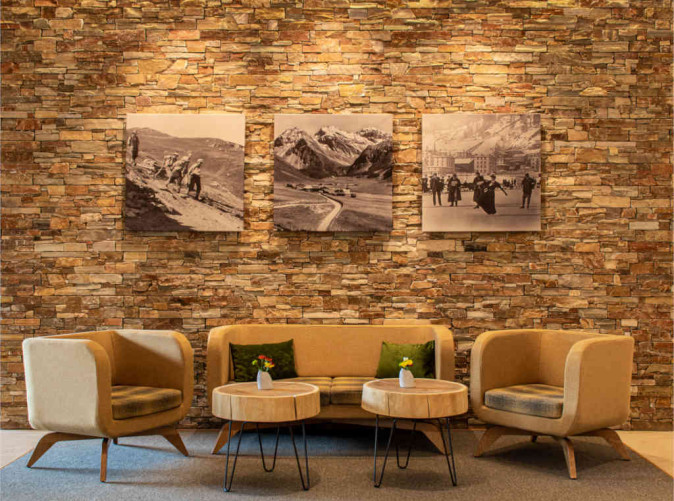 0019_Hilton Davos_Schoene Aussichten Touristik_ Lobby3